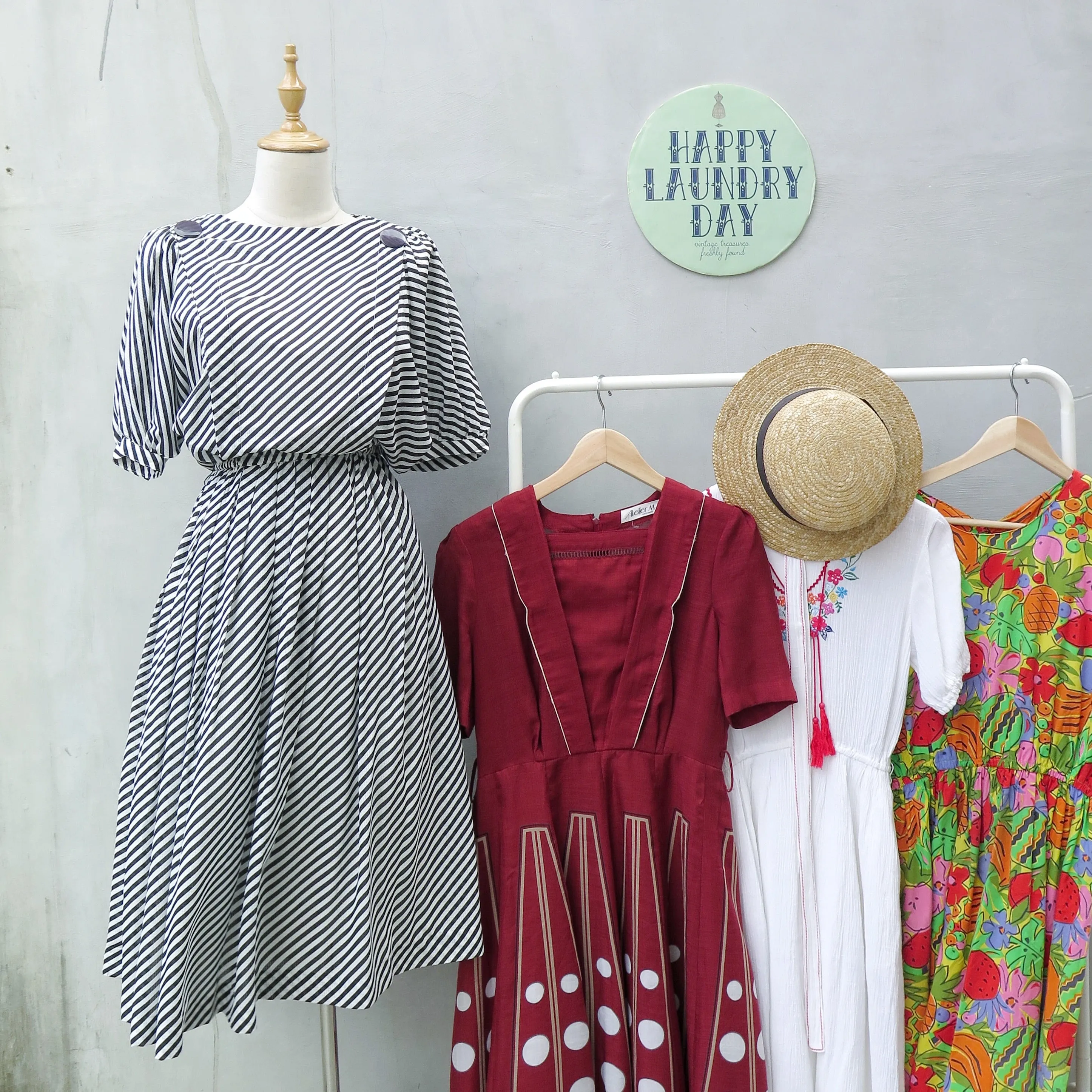 Casabianca | Vintage 1960s 1970scBlack white monochrome diagonal stripes dress with big black buttons