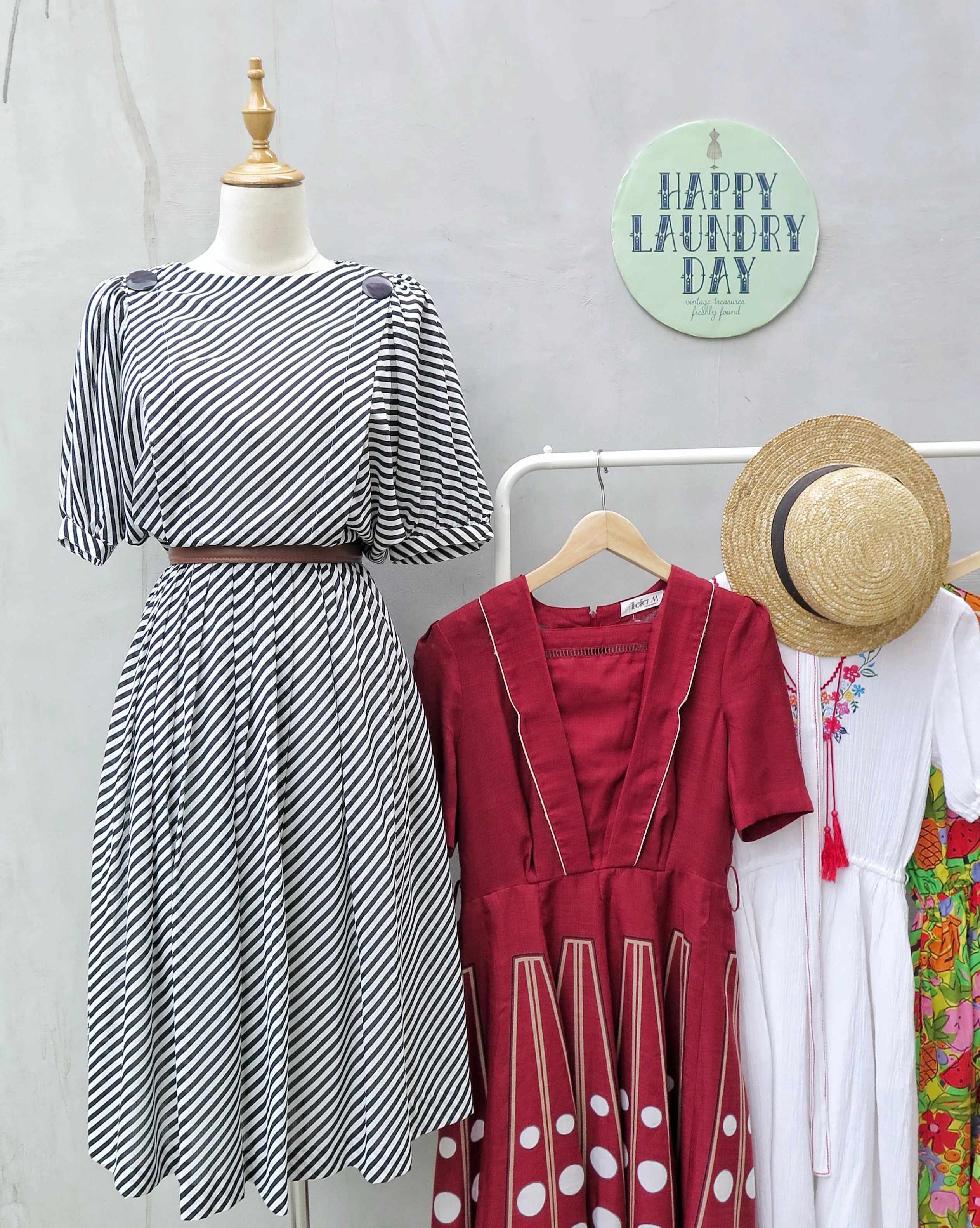 Casabianca | Vintage 1960s 1970scBlack white monochrome diagonal stripes dress with big black buttons