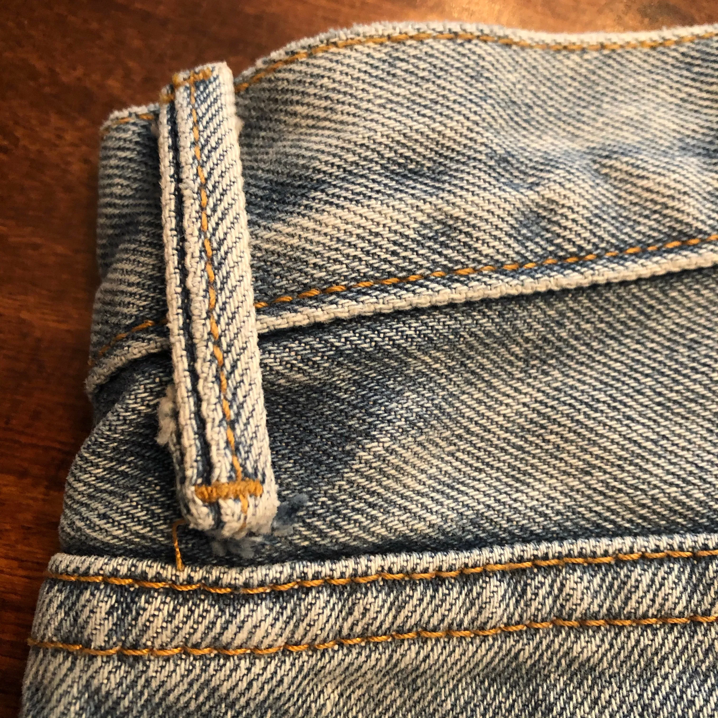 GRLFRND Karolina Distressed Jeans- Size 26 (Inseam 28.5”) see notes