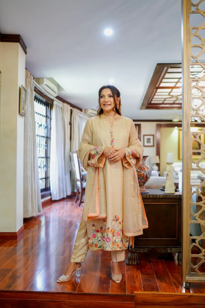 Khayal by Shaista Hasan - Gold organza - 3 Piece