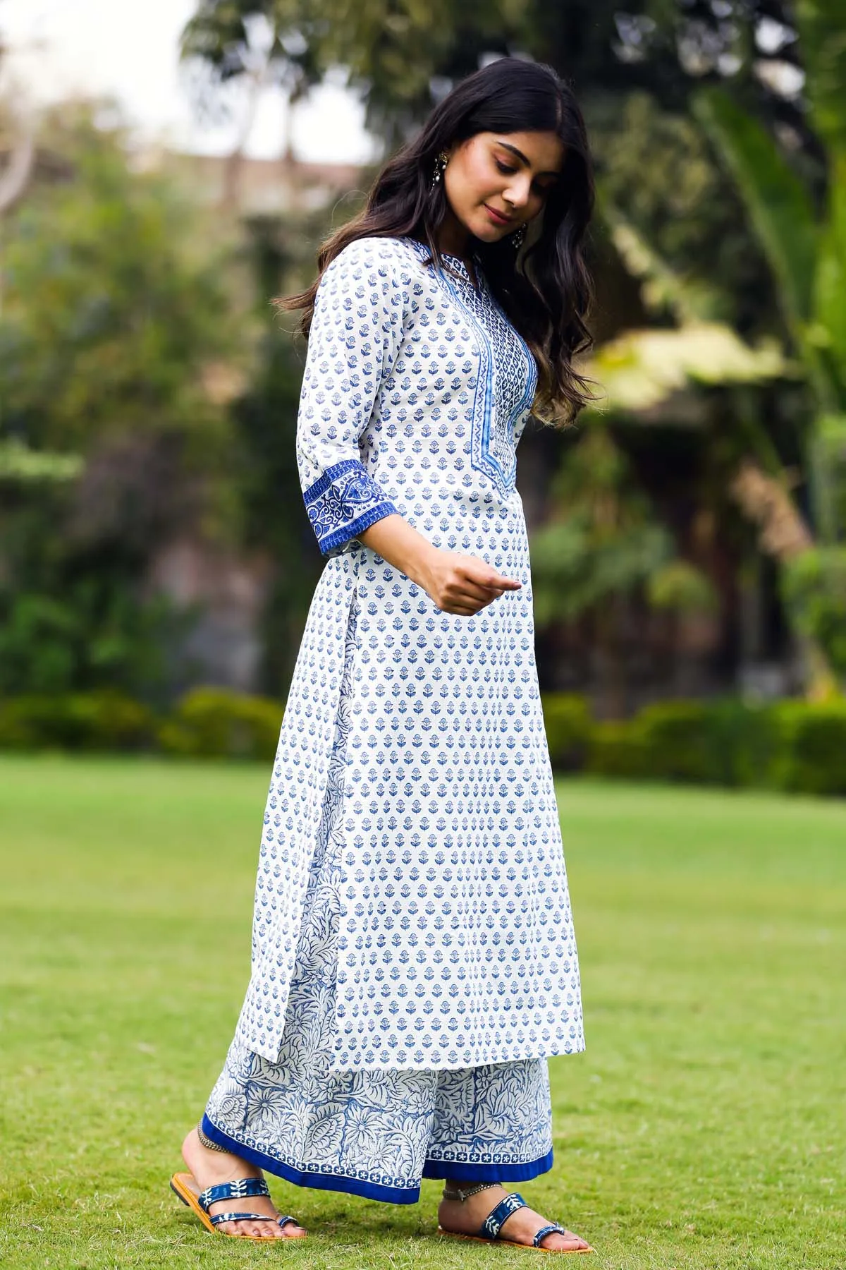 Kurta/Pant Set In Blue Handblock Buti Print