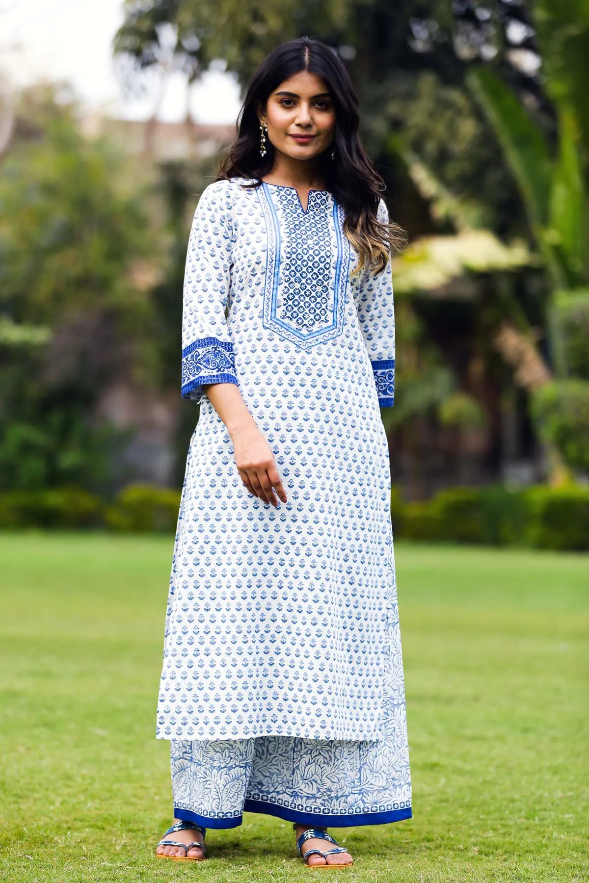 Kurta/Pant Set In Blue Handblock Buti Print
