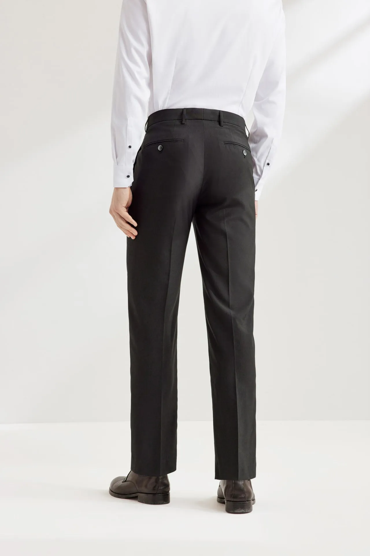 Lightweight Cool Touch Formal Pants in Smart Fit