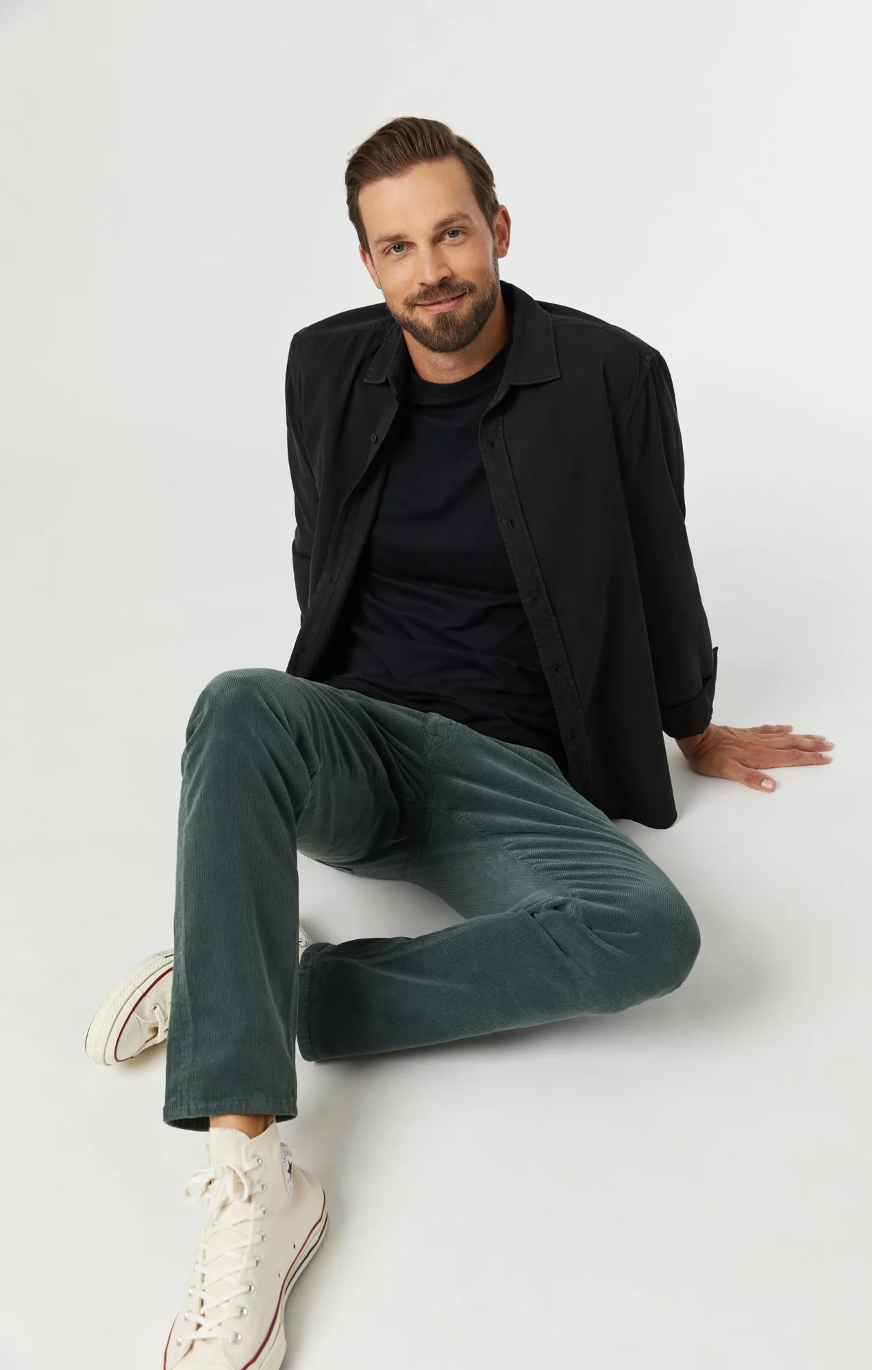 MARCUS SLIM STRAIGHT LEG IN EVERGREEN CORD
