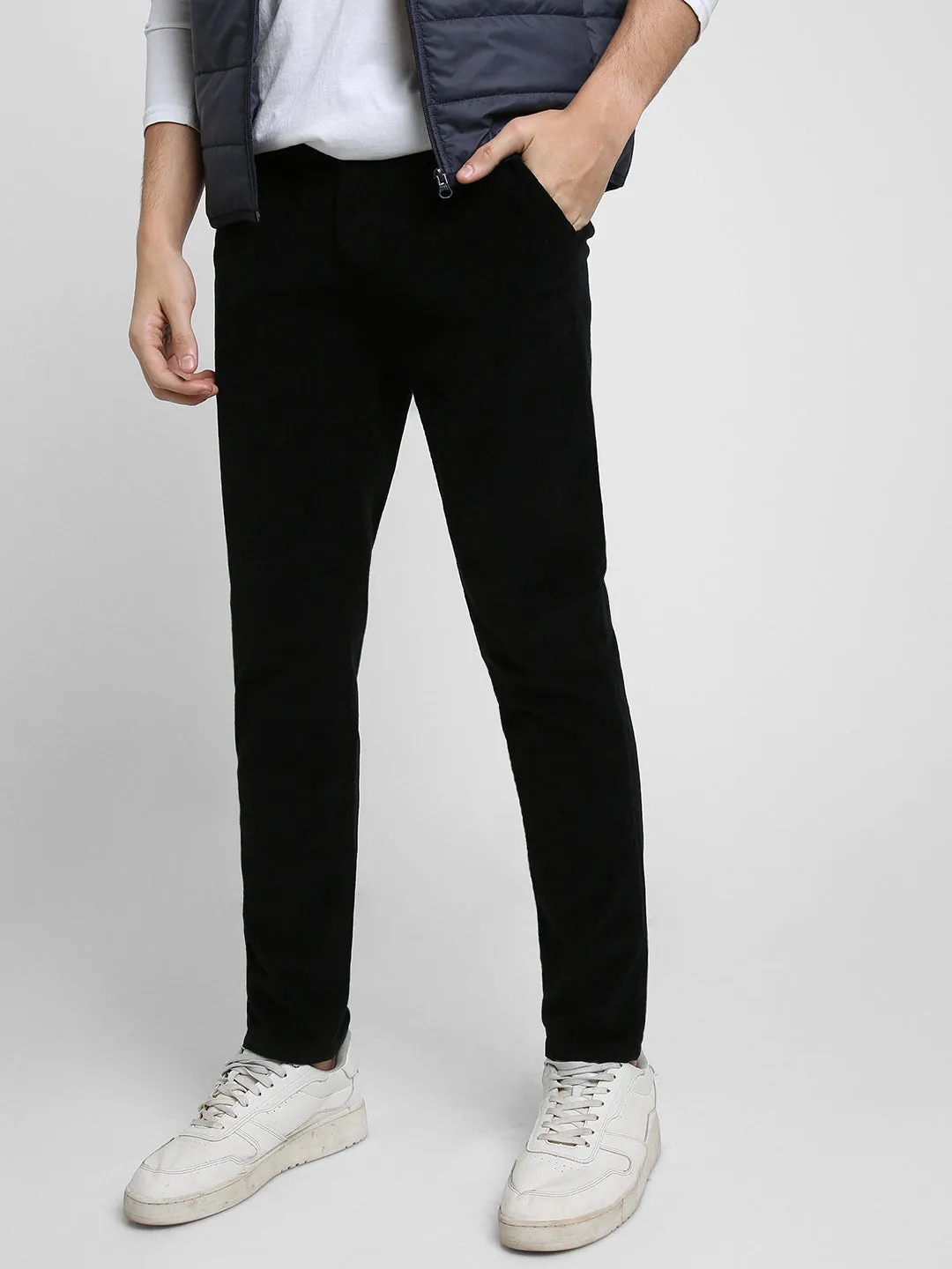 Men's Black Solid Casual Trouser