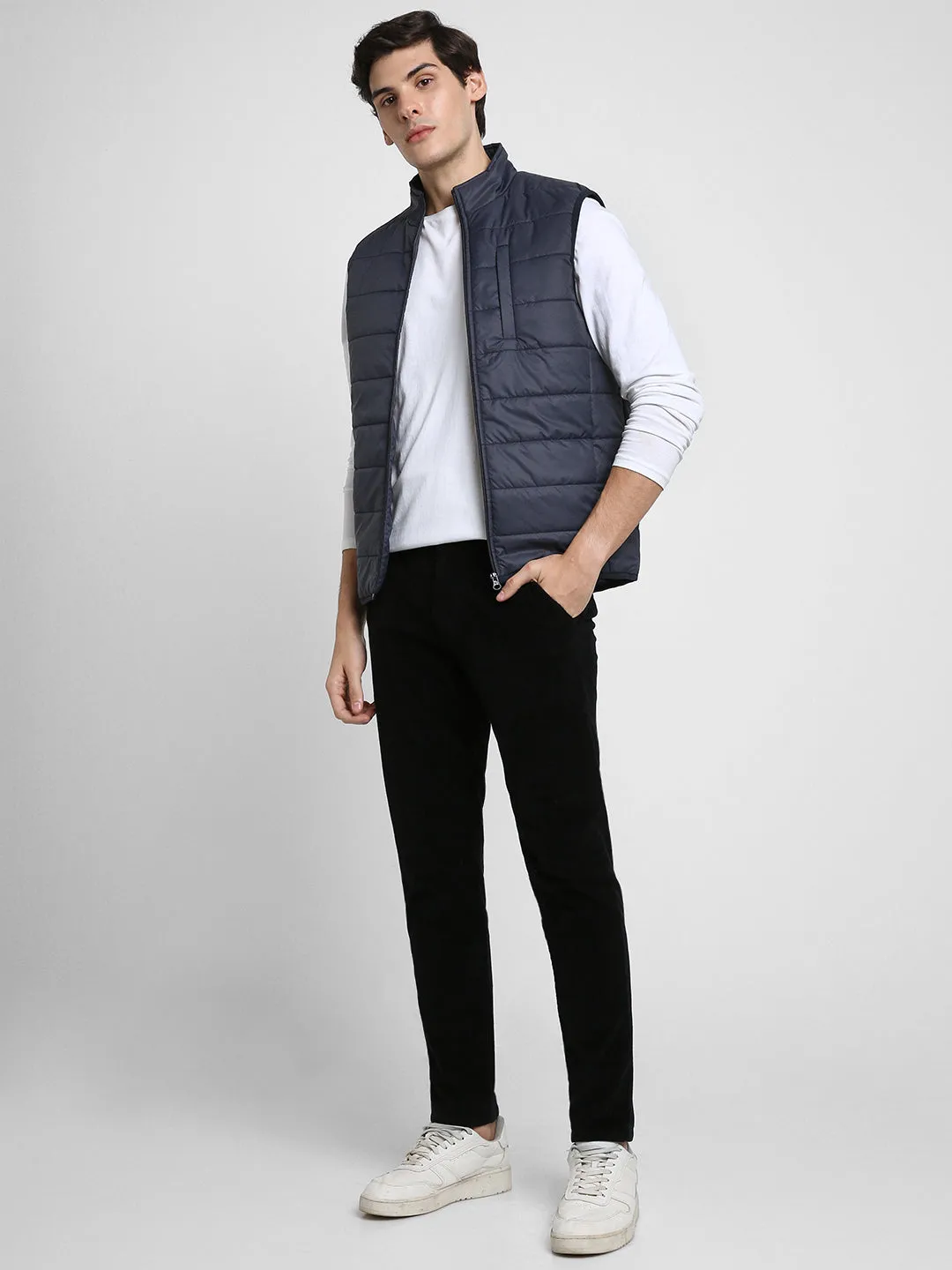 Men's Black Solid Casual Trouser