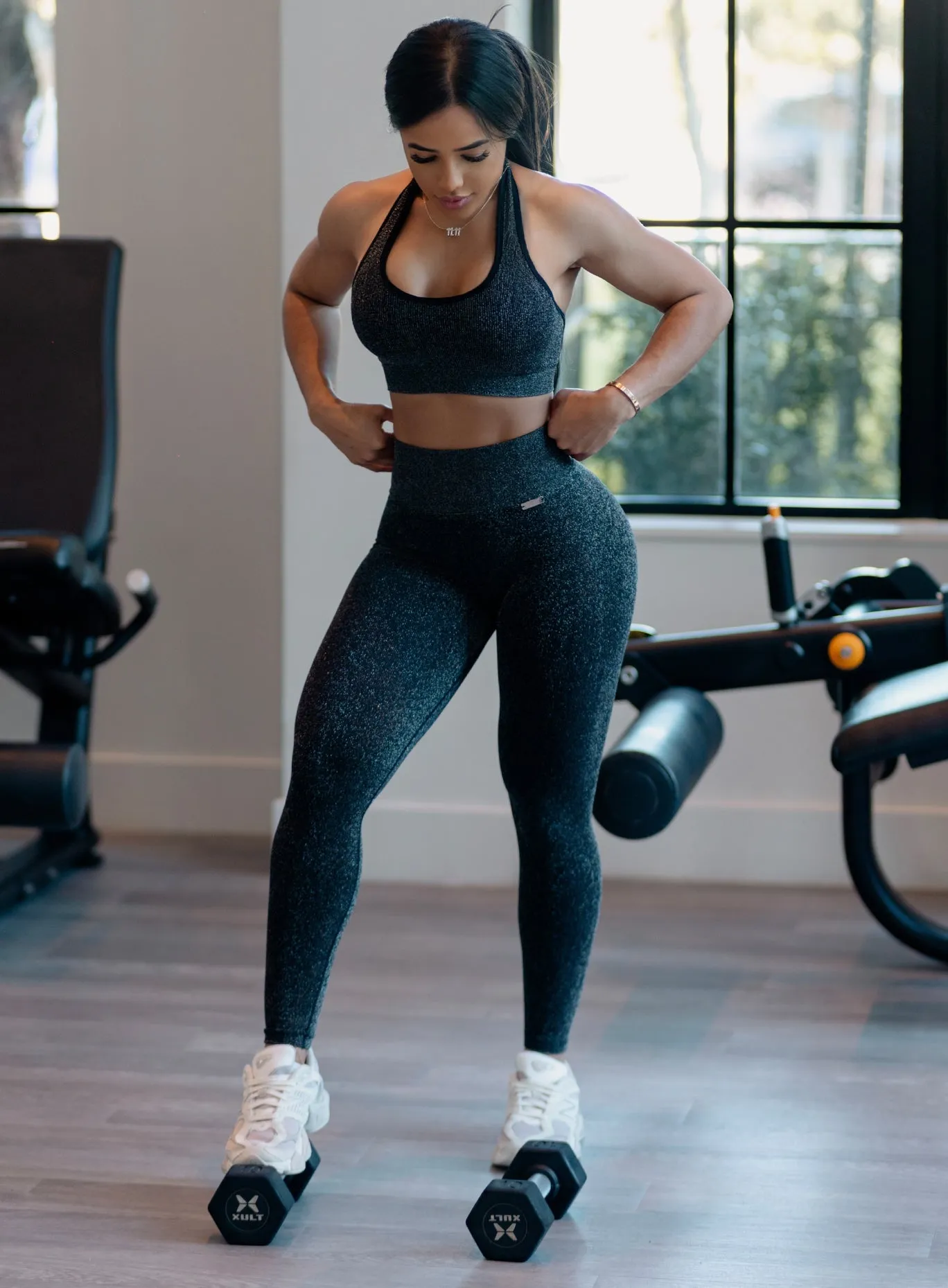 Shimmer V Back Leggings