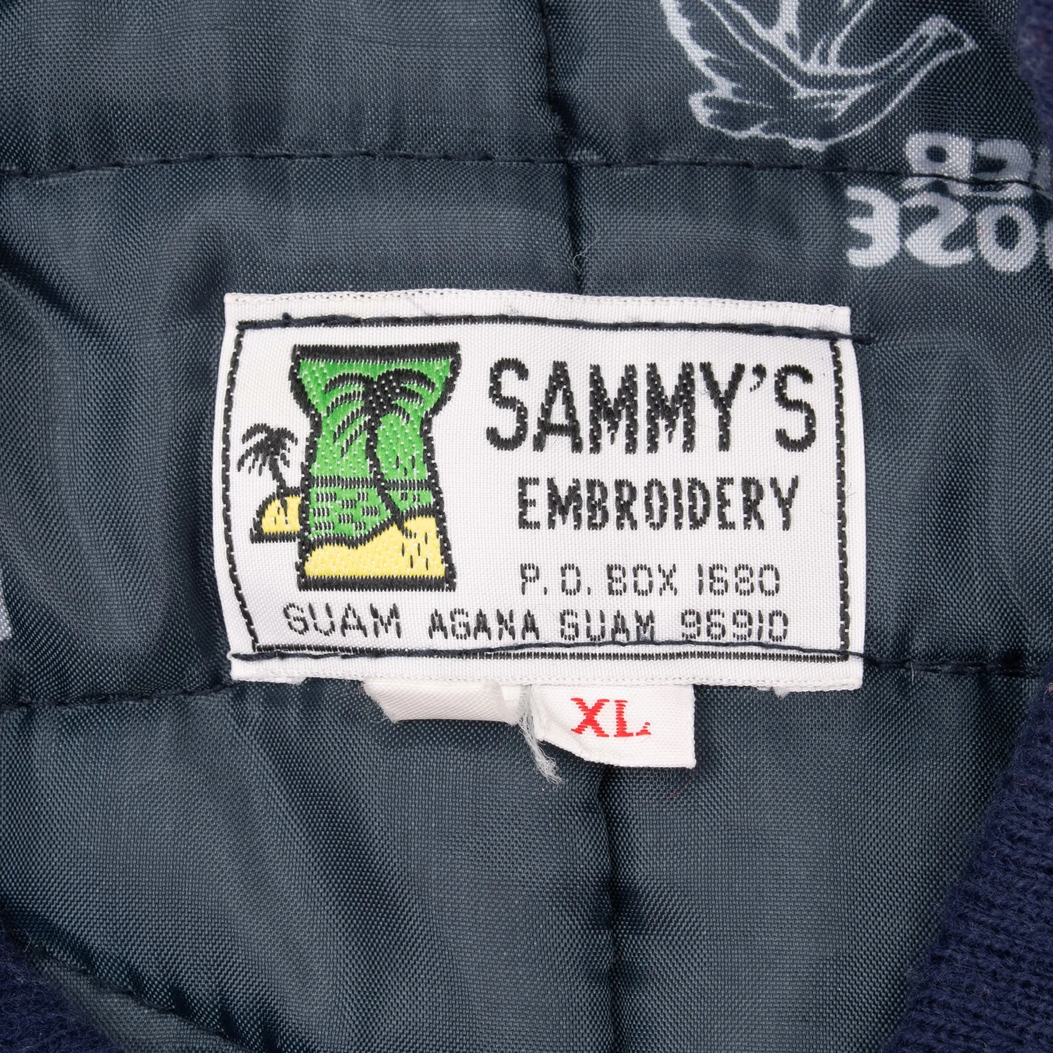 VINTAGE GUAM EMBROIDERED SOUVENIR BOMBER JACKET XL