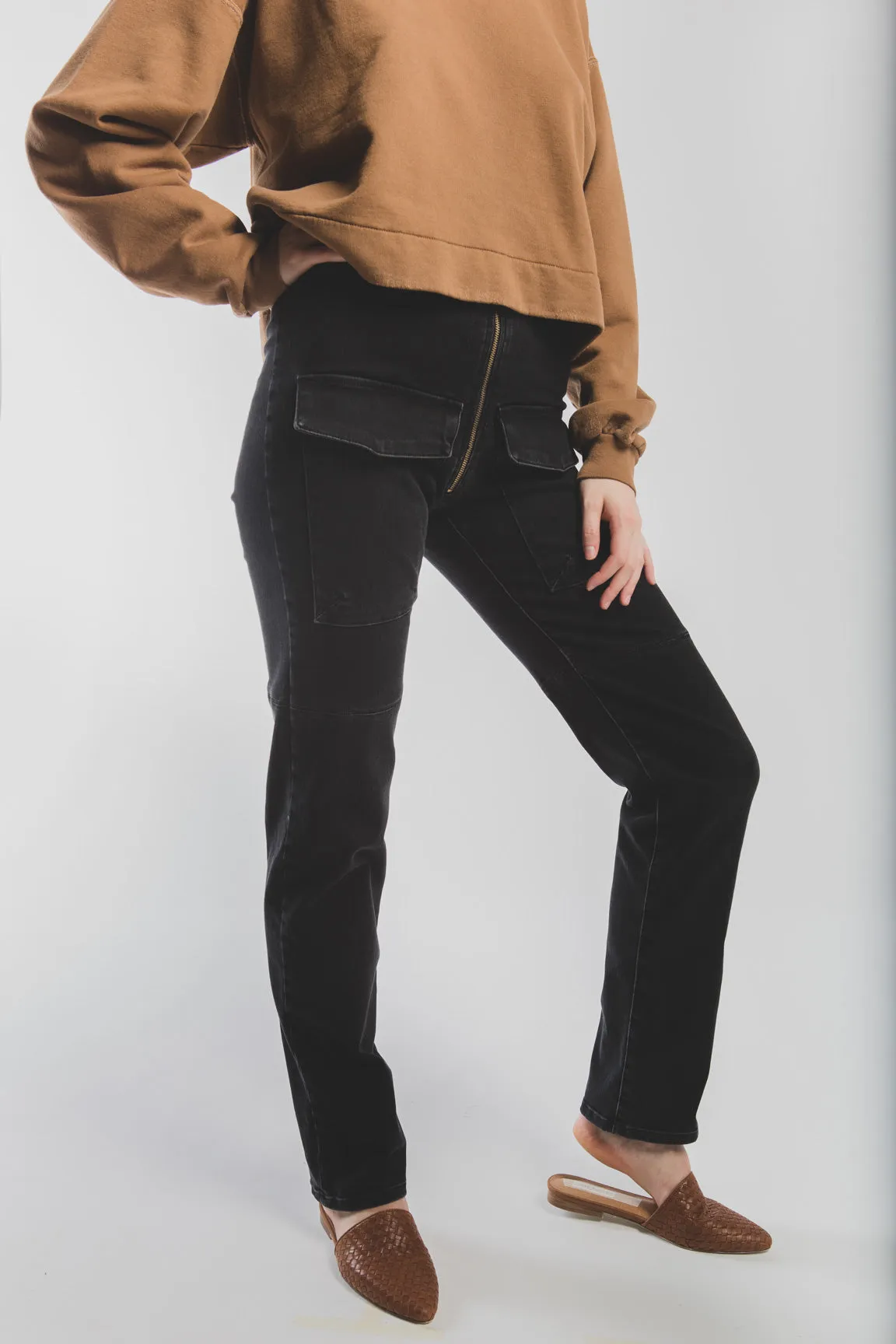 Walker pants in washed black